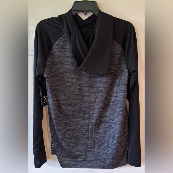Xersion Big Boys Black/Gray Quick-Dri Lightweight Hooded Shirt NWT Size XL 18/20 - Picture 7 of 7